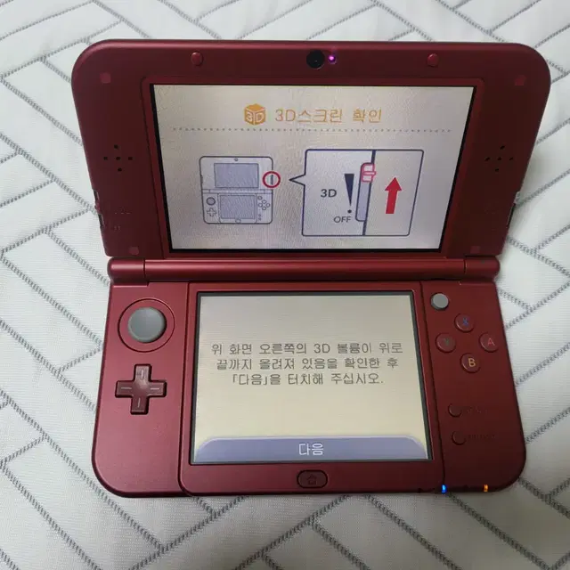 뉴3ds  XL 레드팝니다