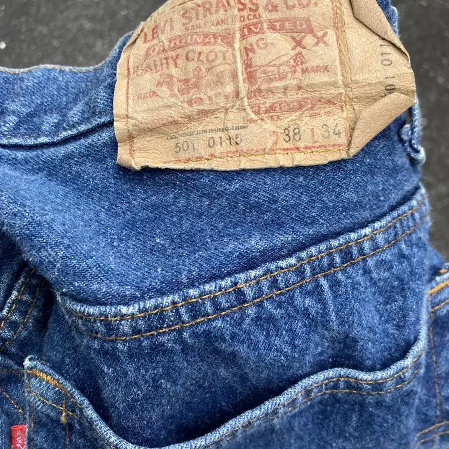 [36] early 80s levis 501-0115