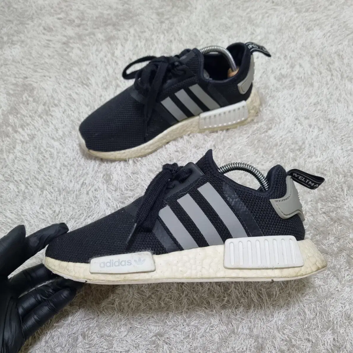 구제짱짱맨 230 아디다스 NMD R1 노마드 런 운동화