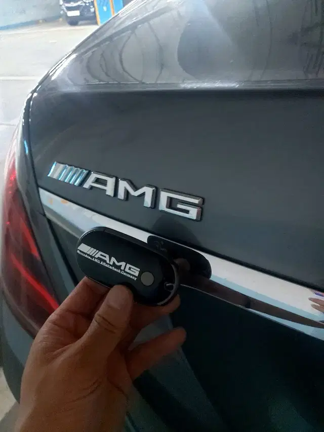 벤츠 고성능 AMG S63 구형 자동차키를 최신형 조약돌 스마트키로 개조