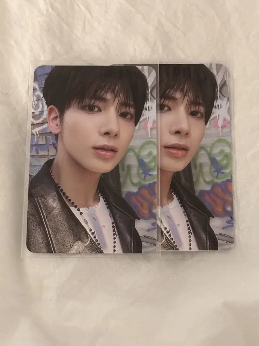 The reality version taehyun photocard sells