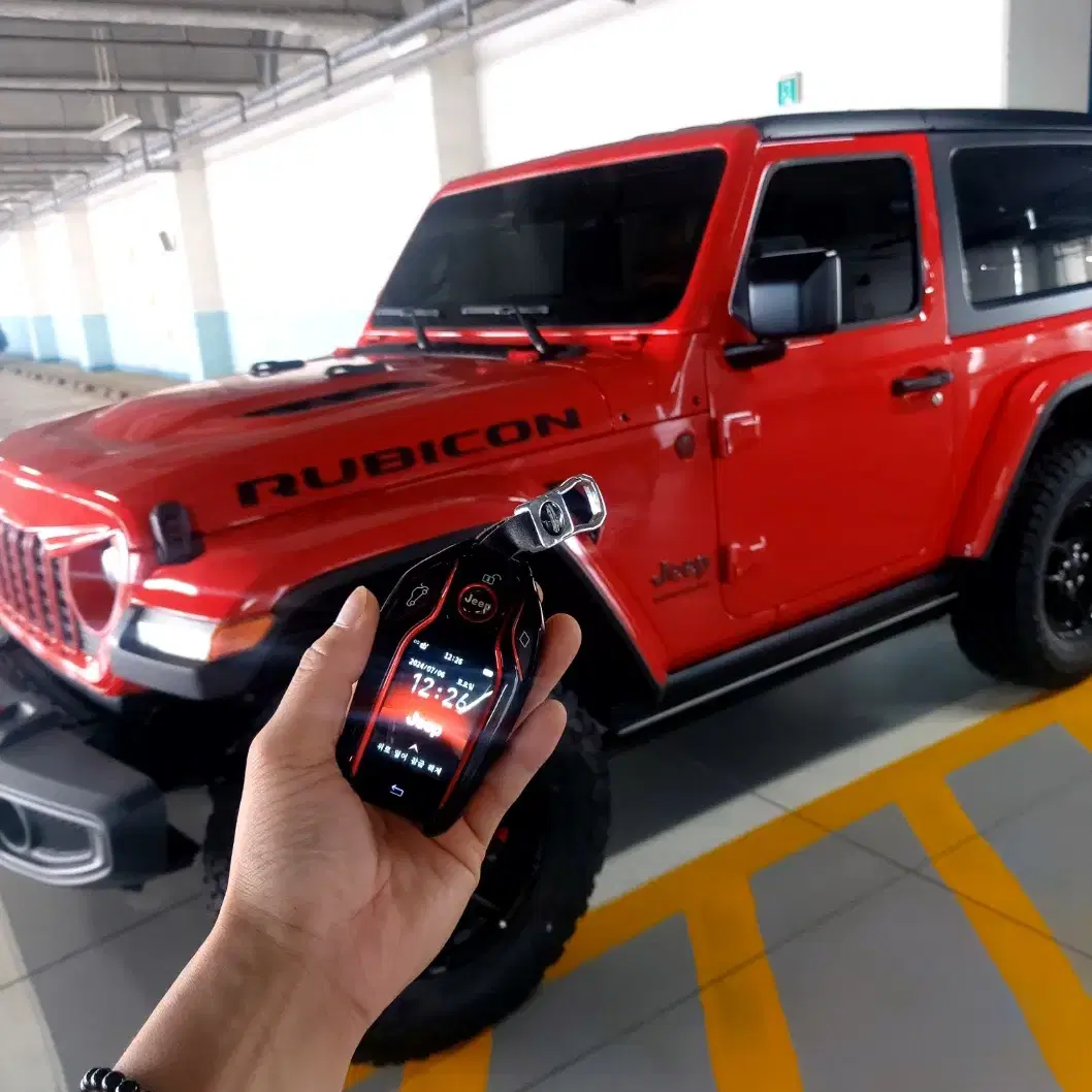 JEEP 지프 랭글러 스페어키로 BMW 타입 최신형 LCD 디지털키 개조