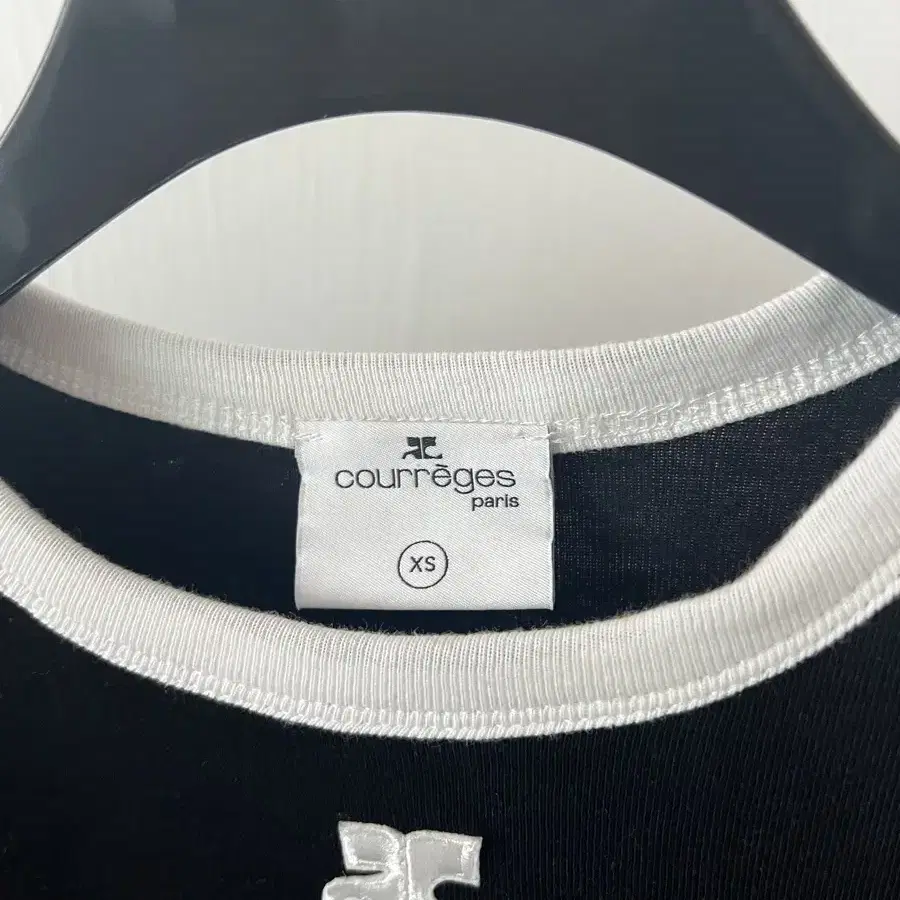 새상품 courreges 꾸레쥬 컷아웃 티셔츠 xs