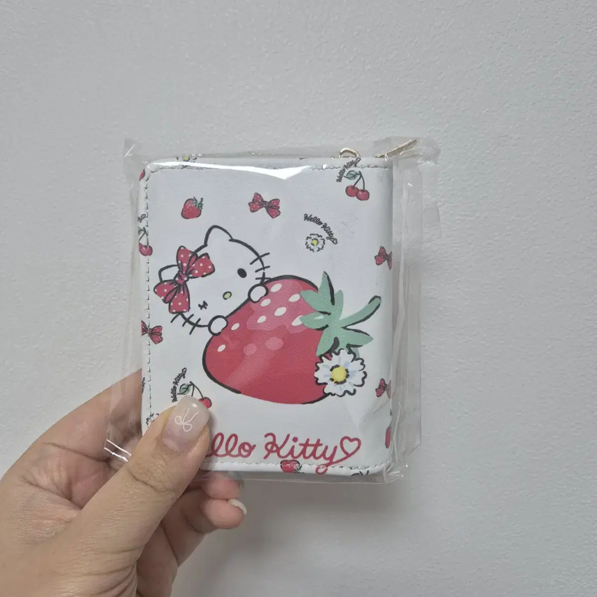 Hello Kitty Strawberry Wallet