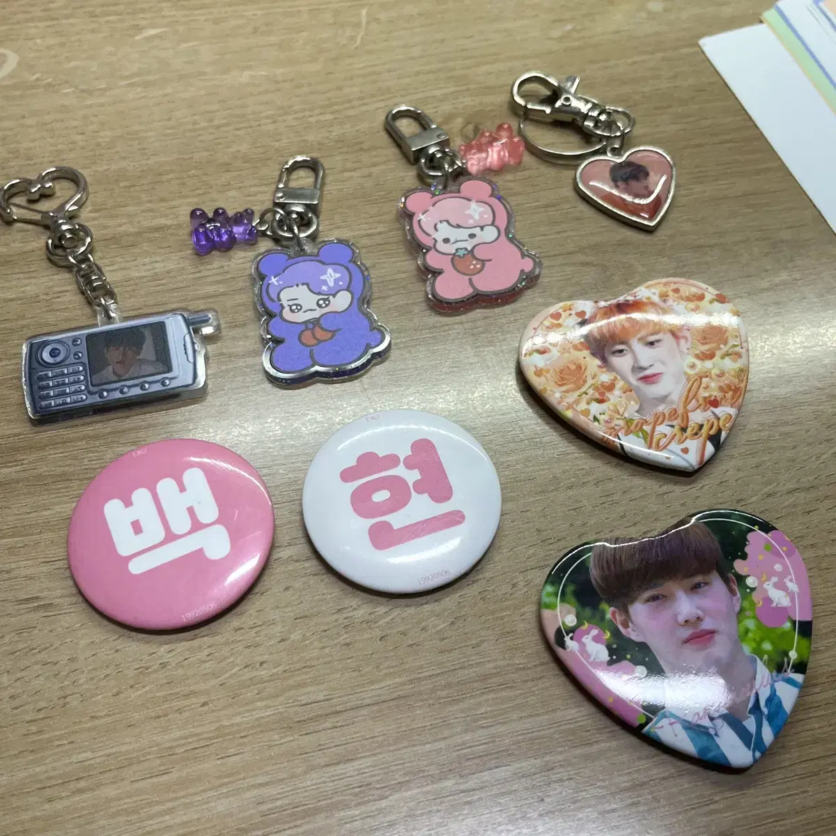 Exo keyring Pinbutton Canbadge WTS