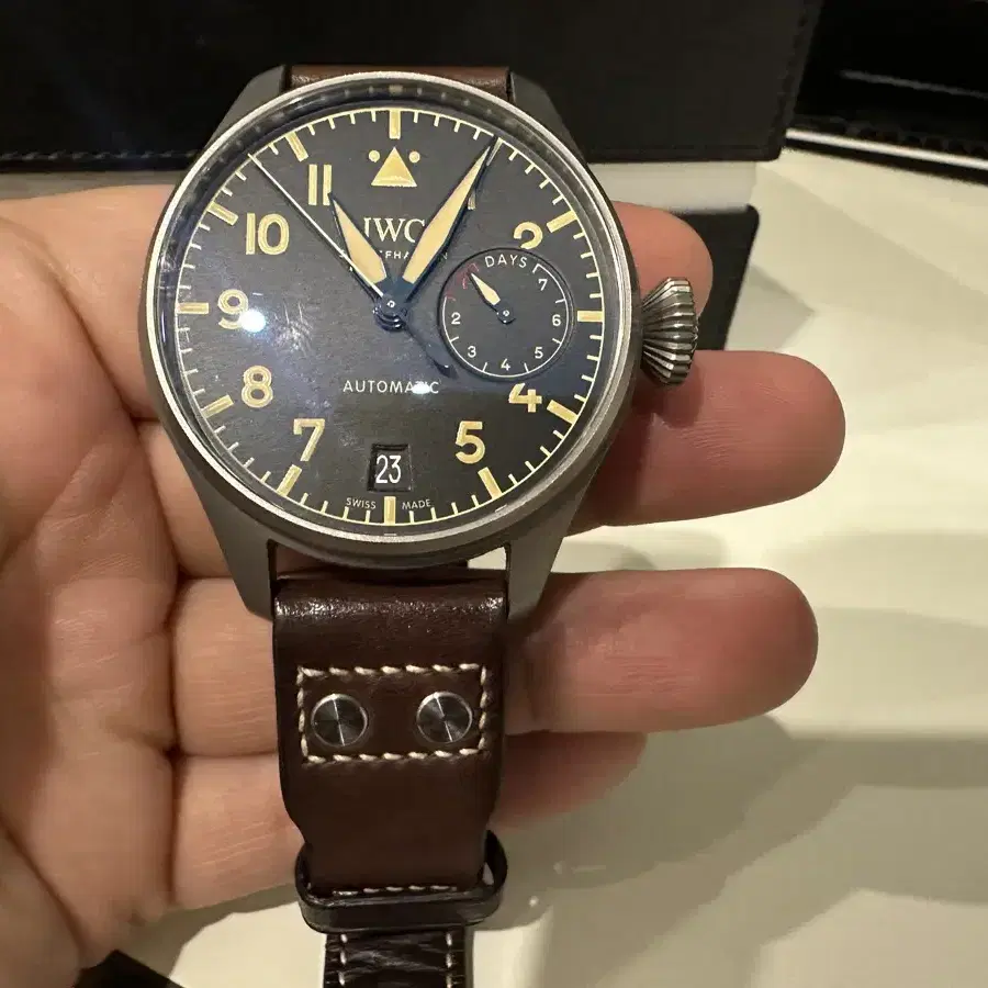 IWC 빅파일럿 티타늄