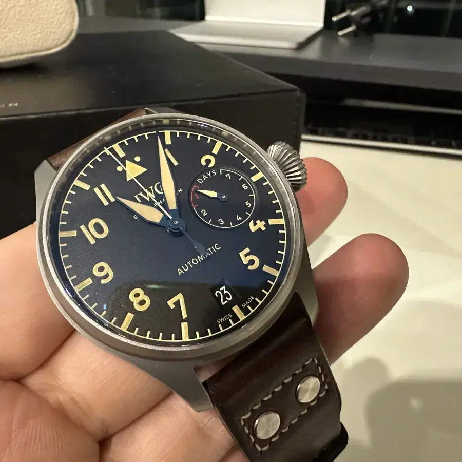 IWC 빅파일럿 티타늄