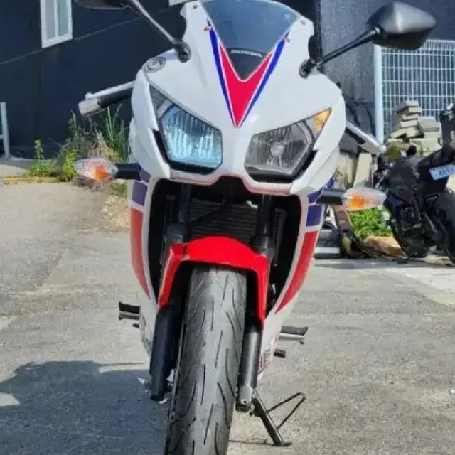 CBR300R