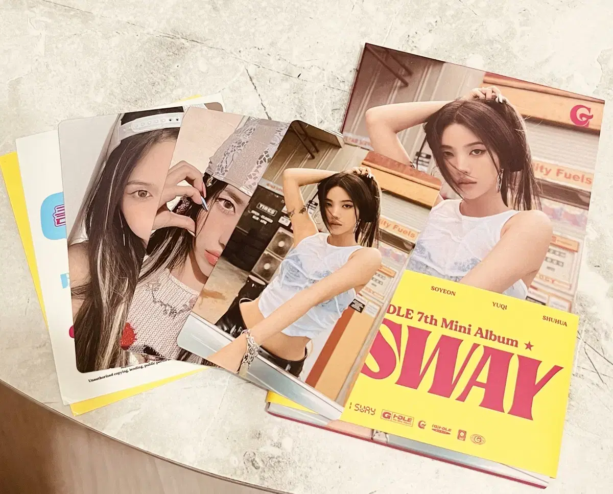 Girls Gidle ISWAY jeon soyeon All Photocard Album