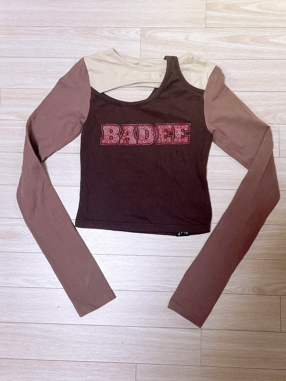 Badie luna Cut-out tee Brown