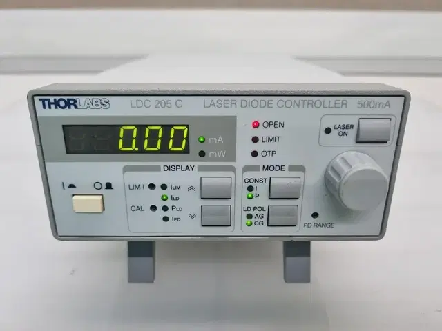 THORLABS LDC 205C Laser DiodeController.