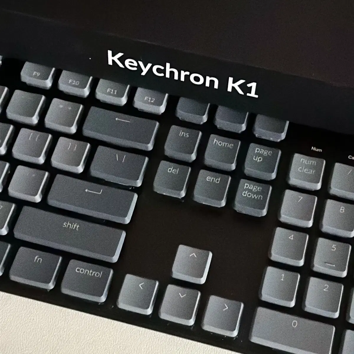 키크론 keychron k1 104키 풀배열 갈축