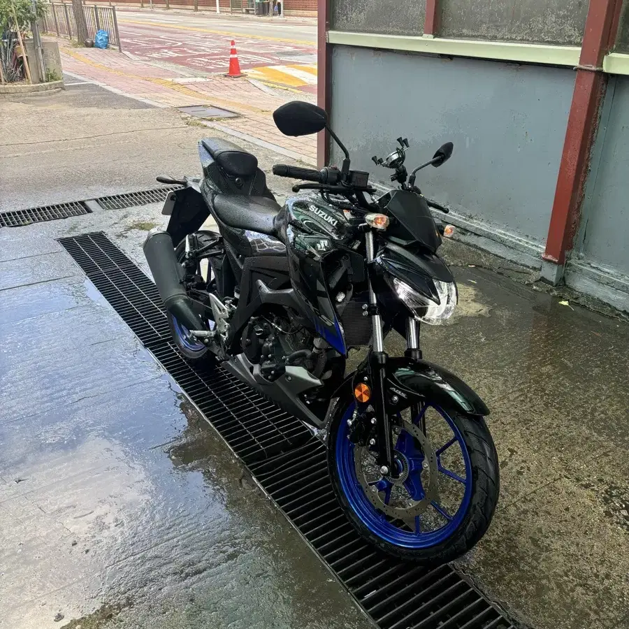 GSXS125 ABS / GSX-S125 ABS 팝니다. GSXR125