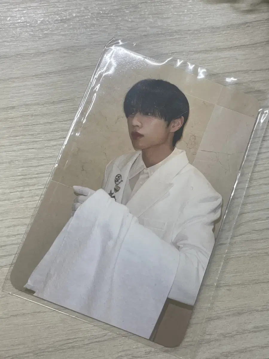 The Boyz sunwoo butler photocard