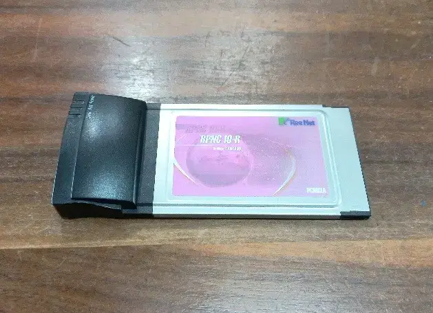 구형 노트북용 유선 랜카드 PCMCIA RPNC 10-R 팝니다.