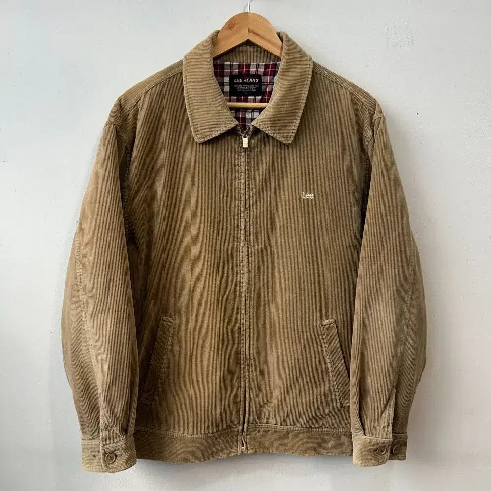 11888 - LEE Beige corduroy jacket