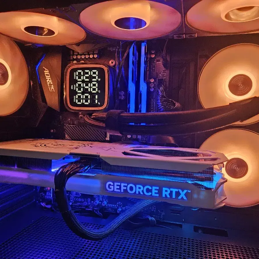 라이젠 5800X3D+RTX 4070 SUPER 게이밍 컴퓨터