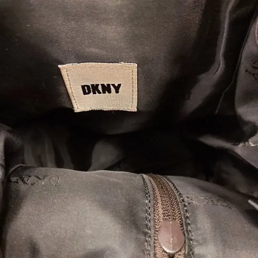 DKNY 미니백팩