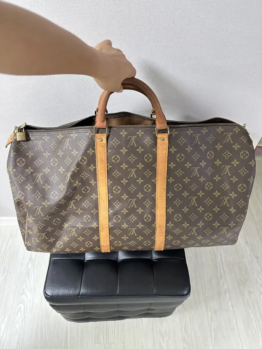 Genuine Louis Vuitton Key Paul Vandoulier Bag Tote Garo60 Travel Bag