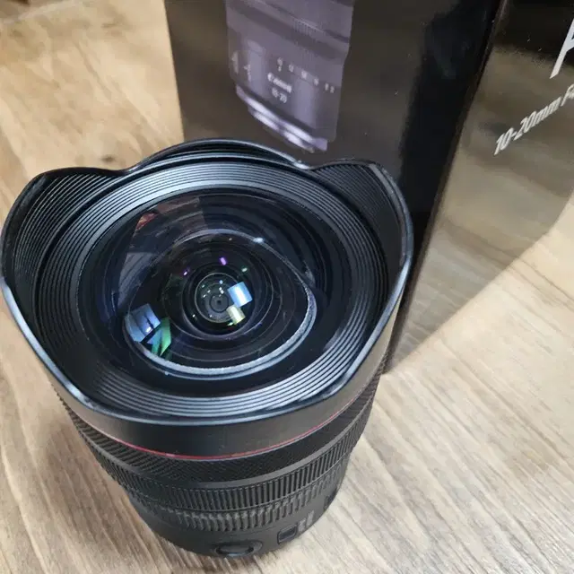 RF10-20mm F4 L IS STM