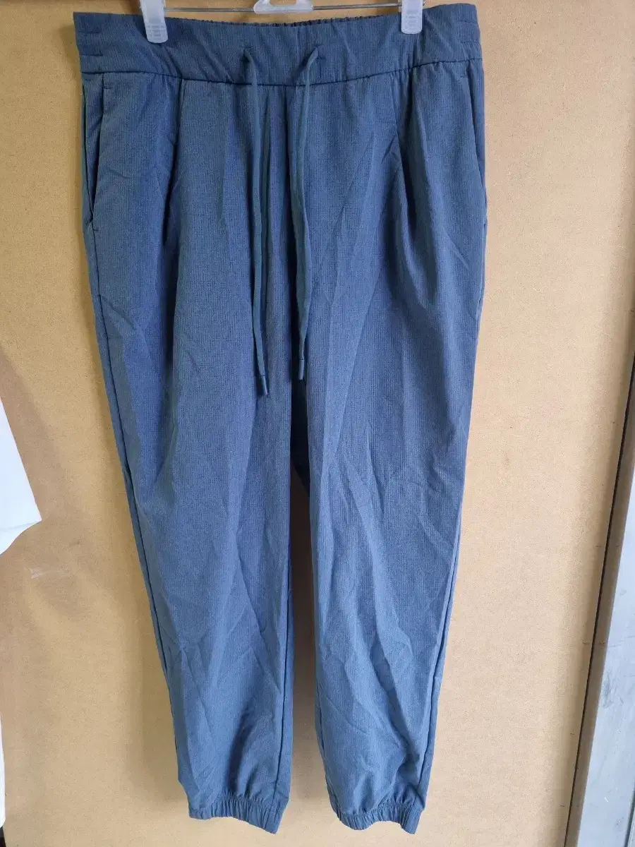 Andar Men's yeoreum Pants