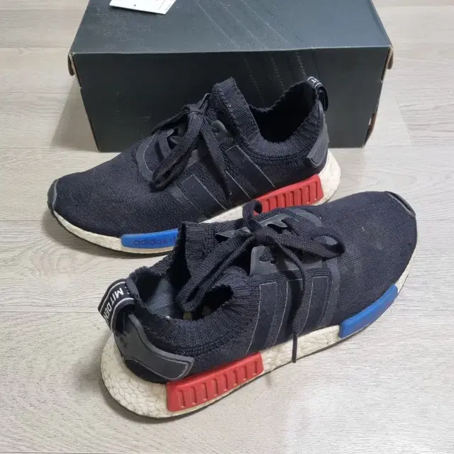 아디다스 신발 경찰차 NMD OG 270