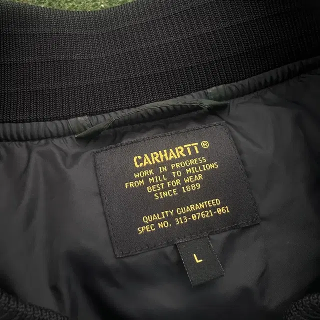 Carhartt WIP 칼하트 윕 밀리터리 퀼티드 점퍼