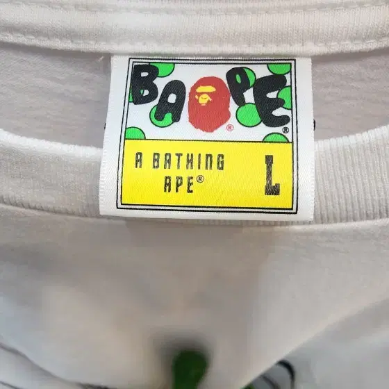 [L] A Bathing Ape 베이프 사이드 샤크 반팔 L