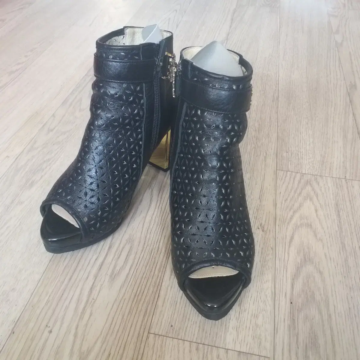 Tandy ankle boots