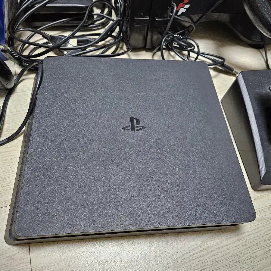 (떨이)PS4 및 레이싱휠, 게임CD 일괄 팔아요