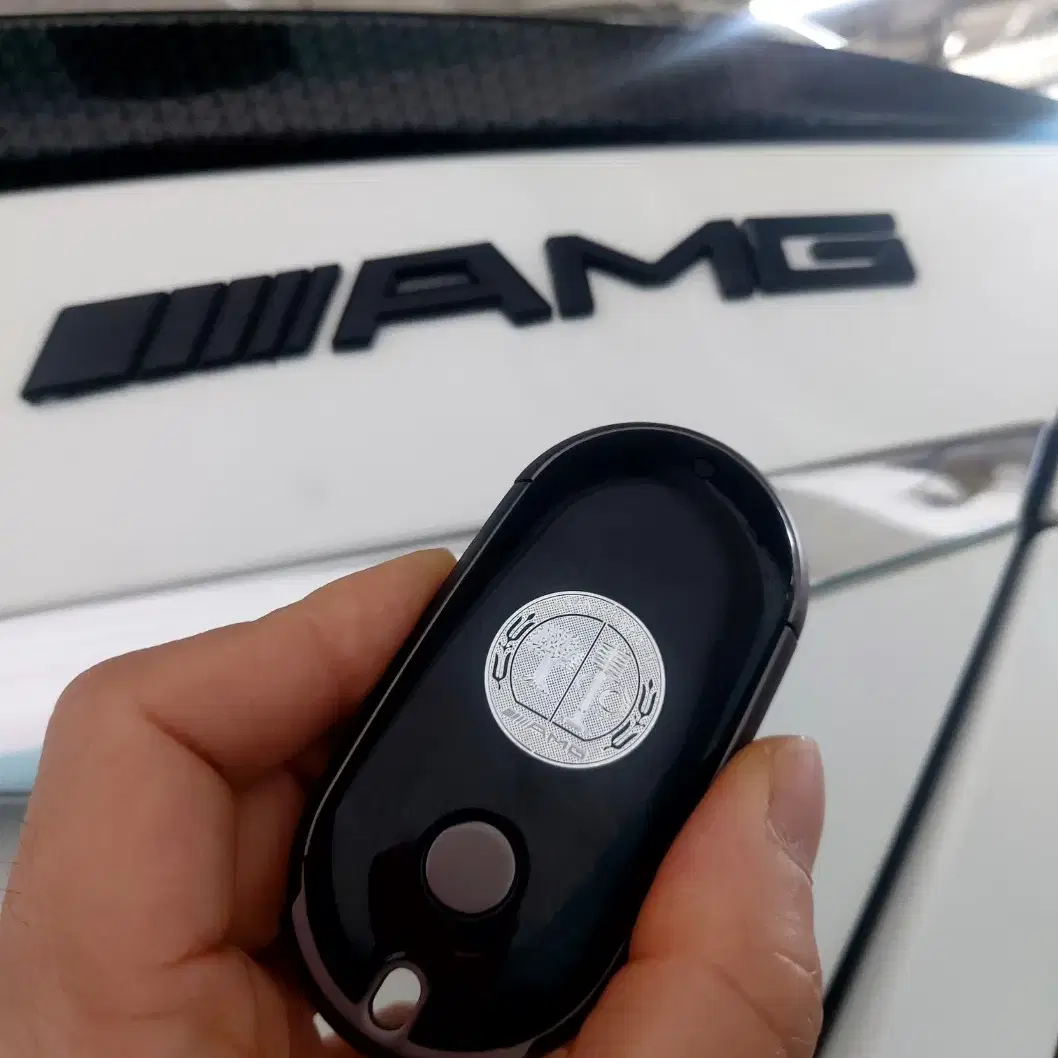 벤츠 고성능 AMG 라인 전모델 스페어키로 최신형 조약돌 스마트키 제작