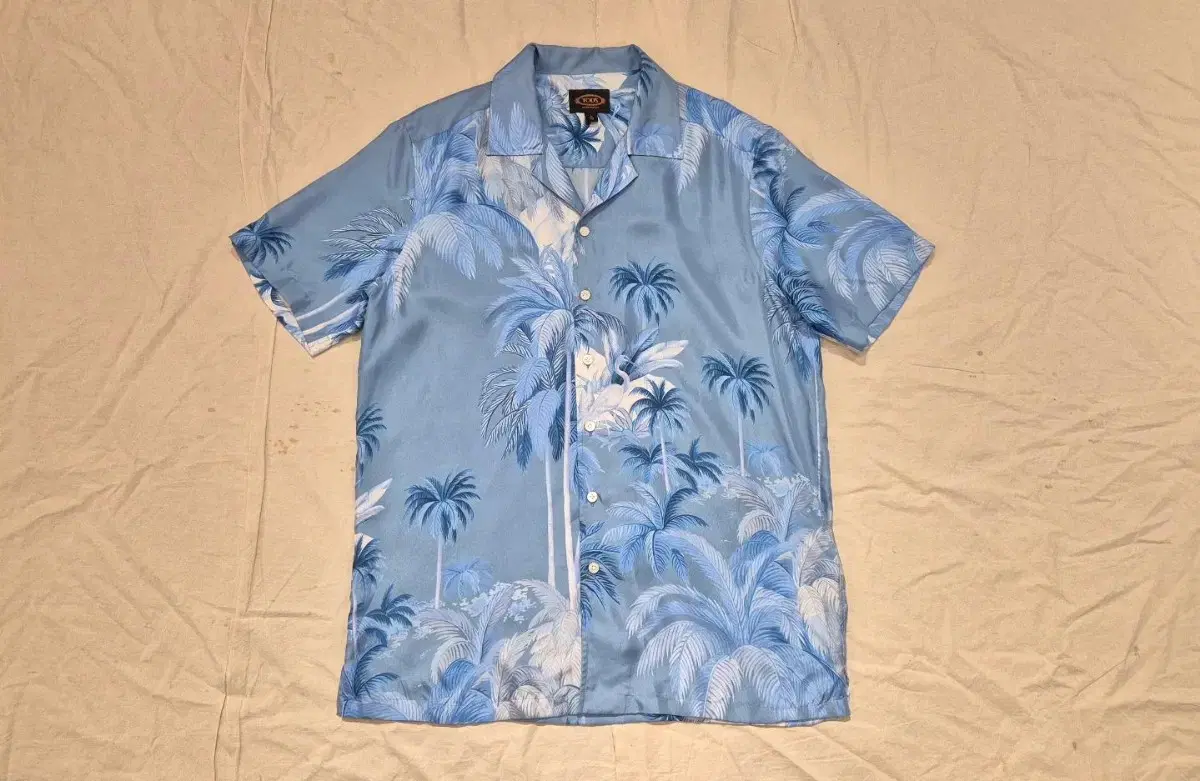 L>TOD'S Silk Hawaiian Shirt