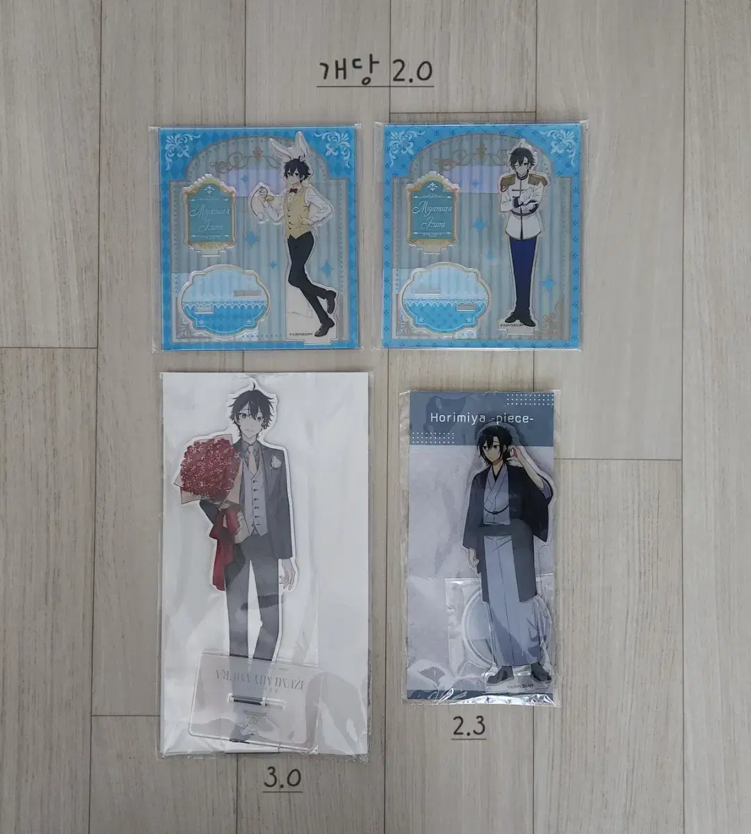 Horimiya Miyamura acrylic sell WTS