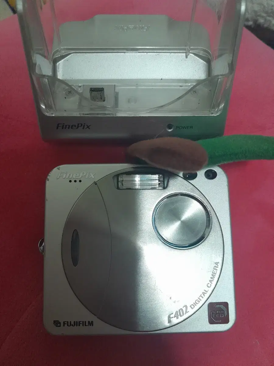 Fuji Finepix F402 Vintage Deca Retro Camera
