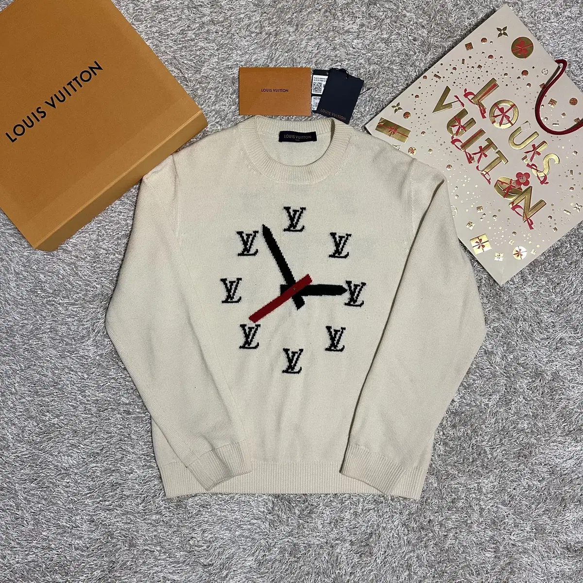 { Department Store Edition } Louis Vuitton Intarsia LV Clark Knit