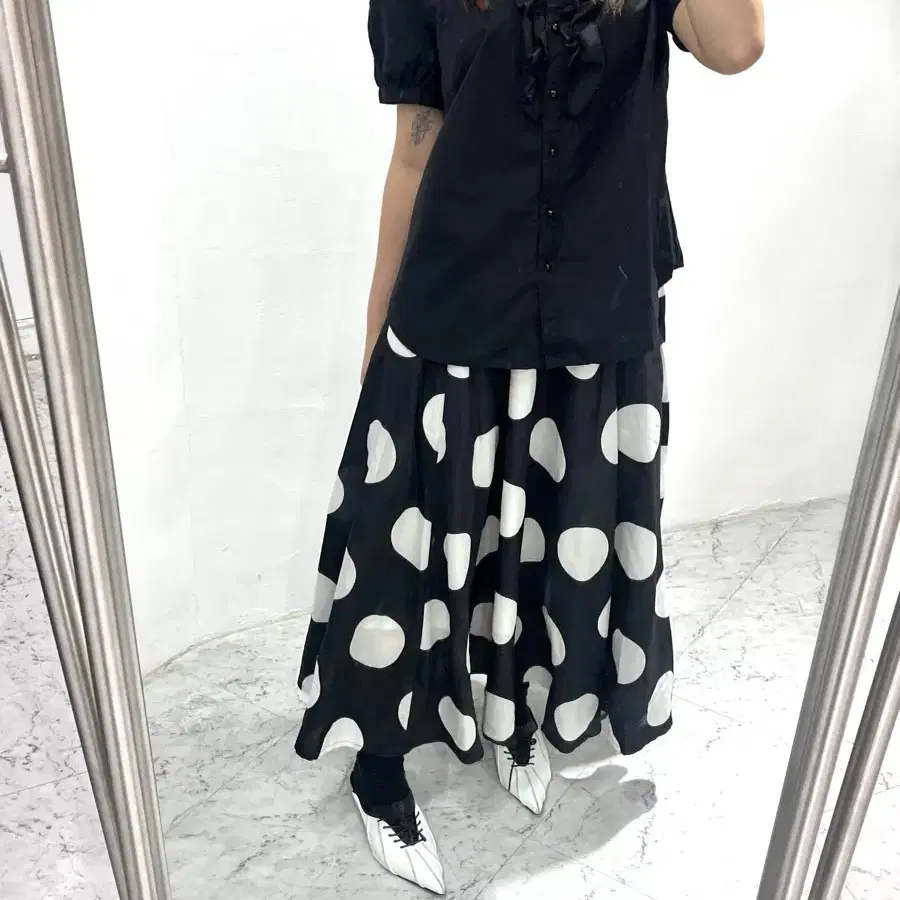 Dot long skirt