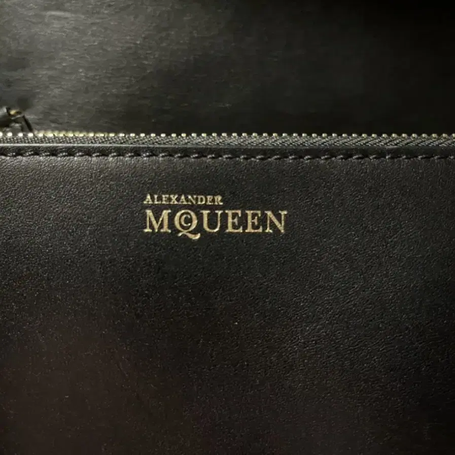 (정품) Alexander McQueen 알렉산더 맥퀸 크로스 가방