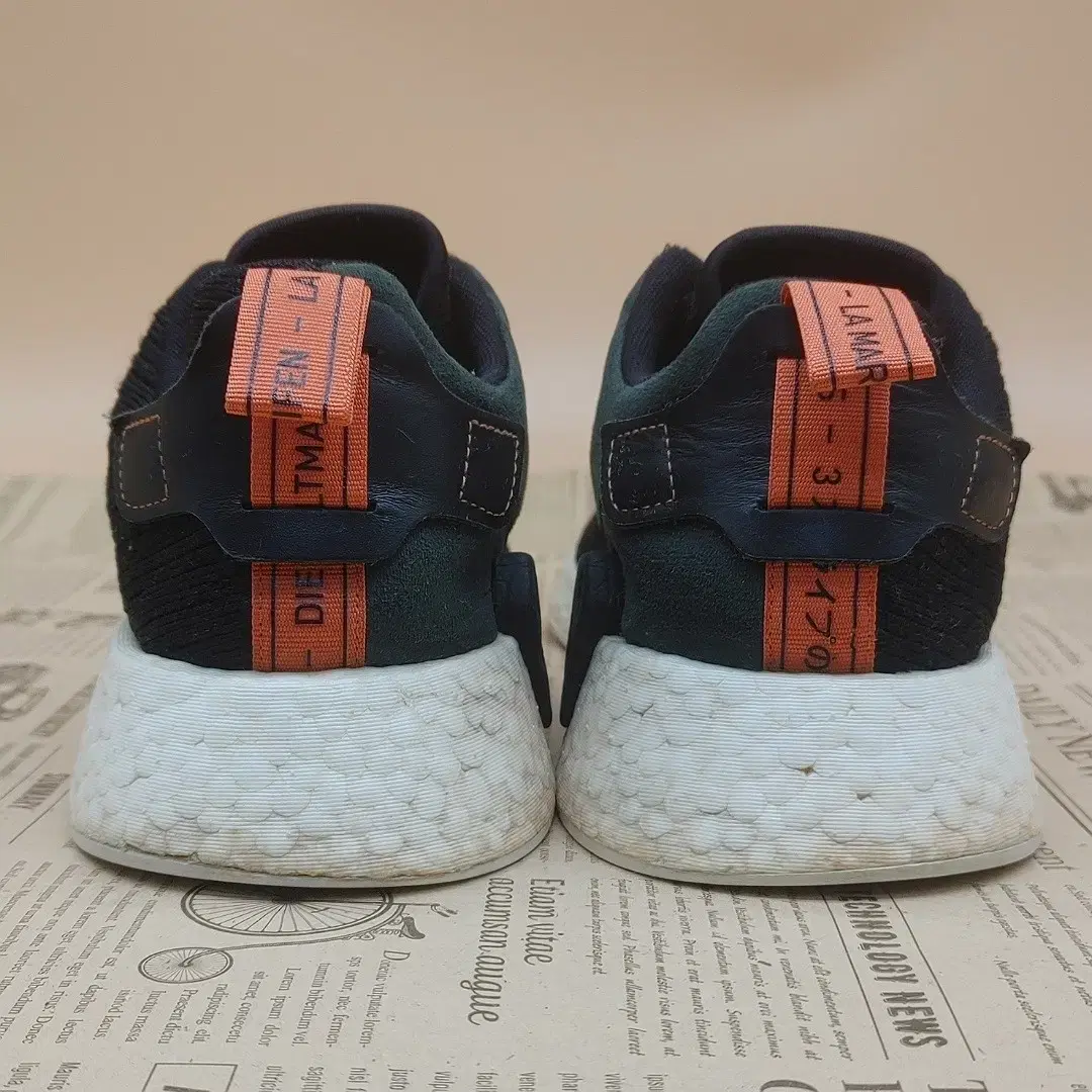 아디다스 nmd r2 남성운동화270