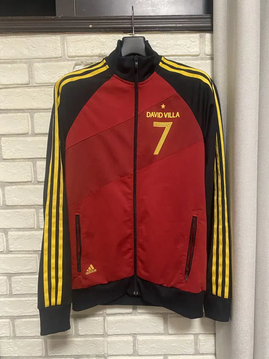 Adidas David Villa Jersey Spain 95