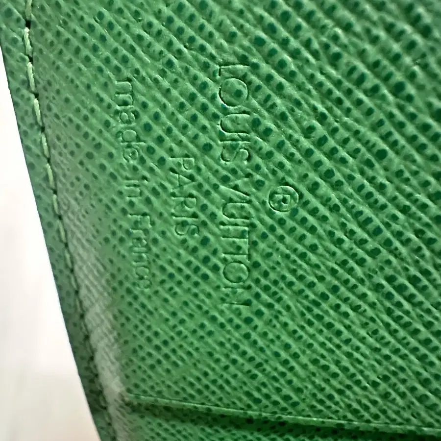 루이비통 Pre-Loved Green Monogram Canvas Per