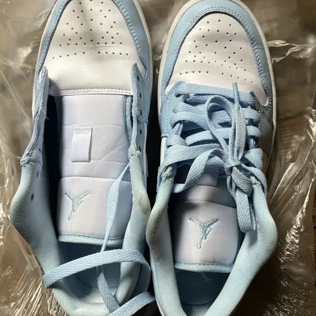 (W) Jordan 1 Low White Ice Blue 조던 로우 신발