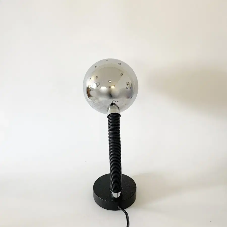 087 / Hillebrand Desk Lamp 데스크 램프