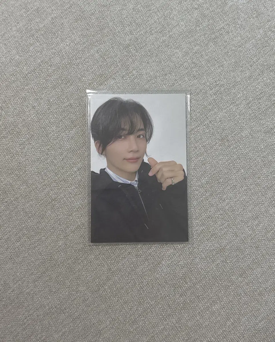 Seventeen jeonghan 8th Anniversary Earrings photocard sell WTS