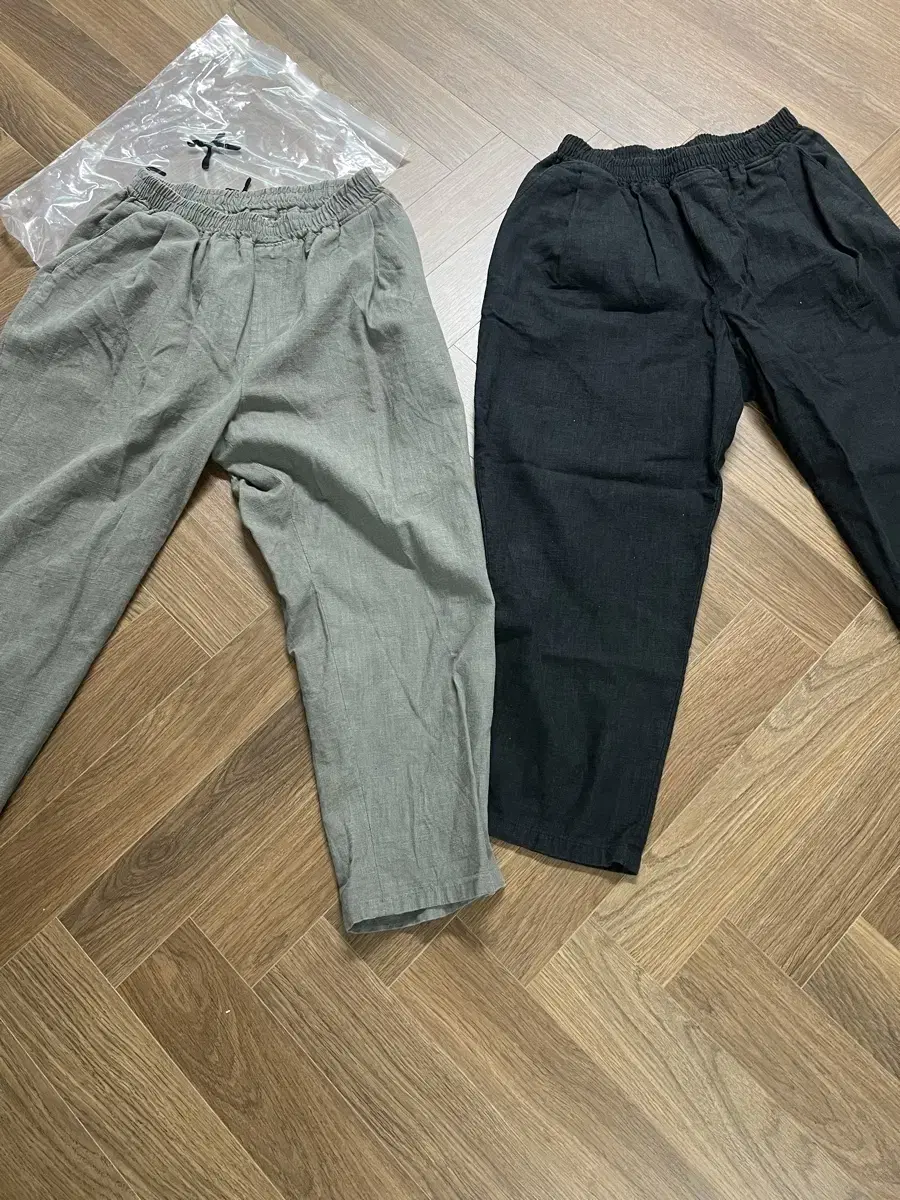 LEE YEOREUM Linen Pants