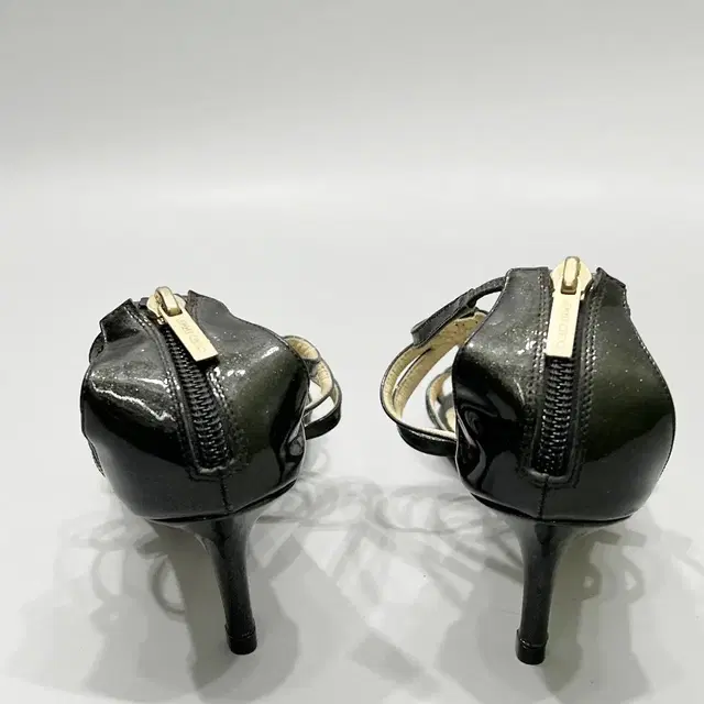 JIMMY CHOO 지미추 샌들 36