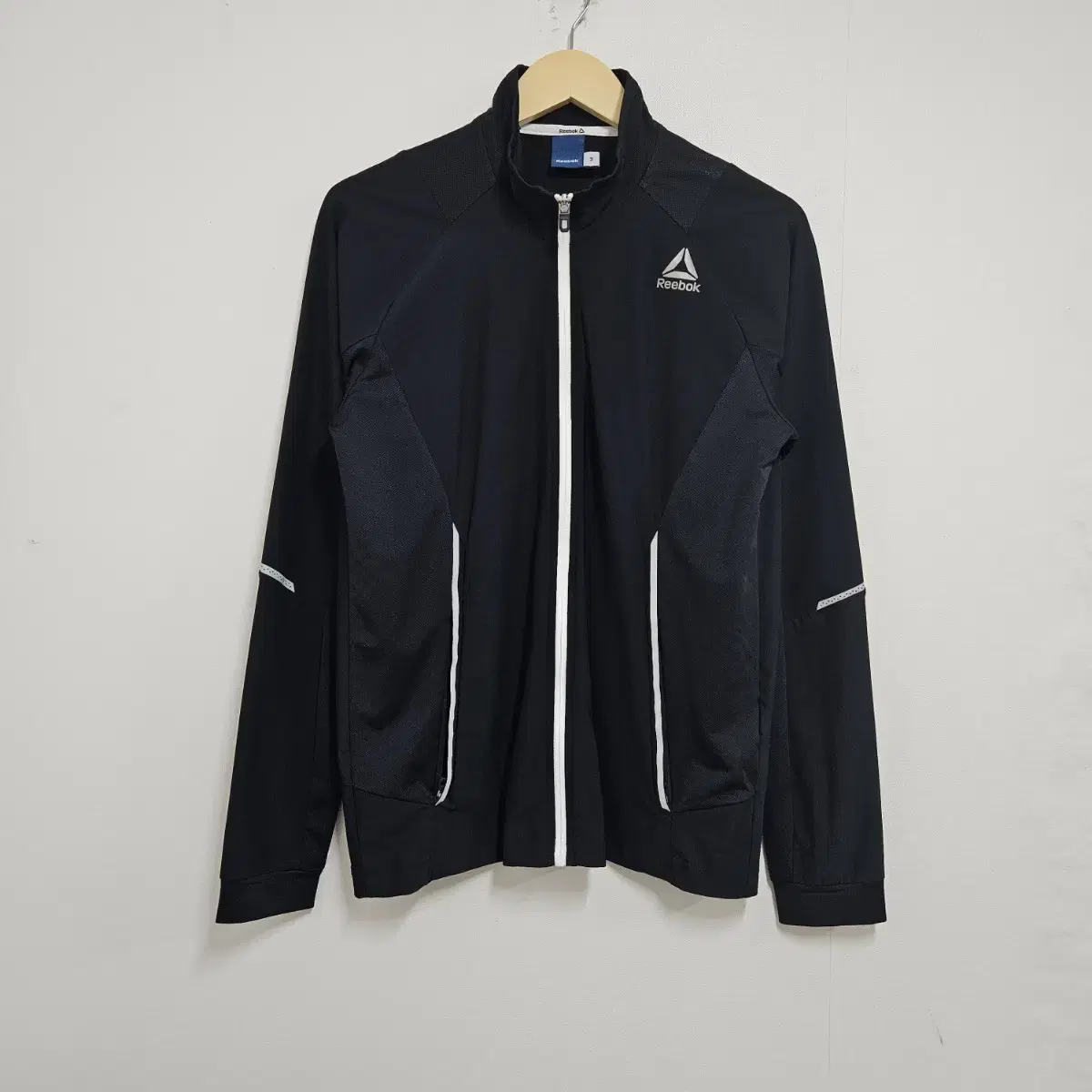 95 Reebok yeoreum Training Zip Jacket