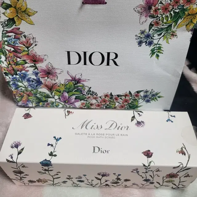 Dior 미스 디올 로즈 배쓰 밤 (미개봉 새제품)