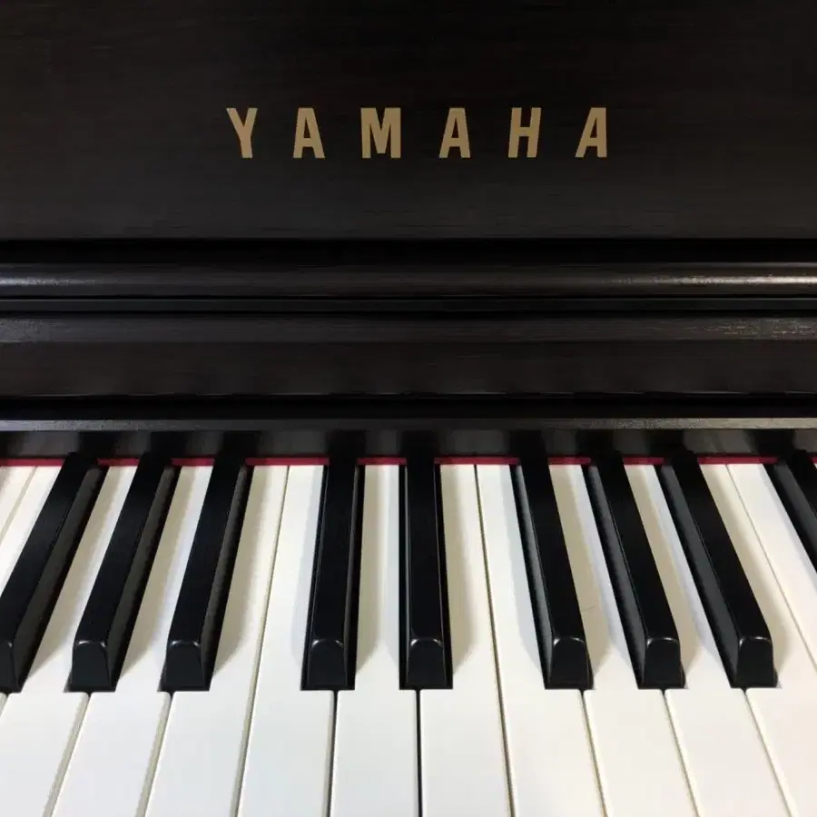 YAMAHA clp 635 (야마하)