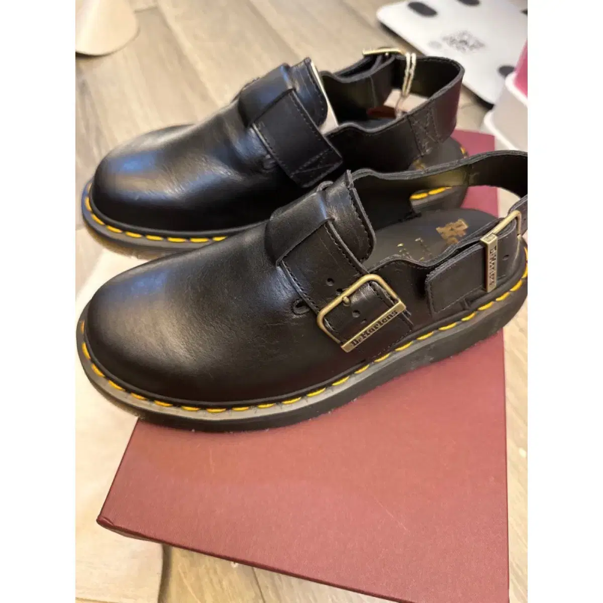 닥터마틴 JORGE 영국 제작 가죽 뮬 dr martens 슬링백 여성