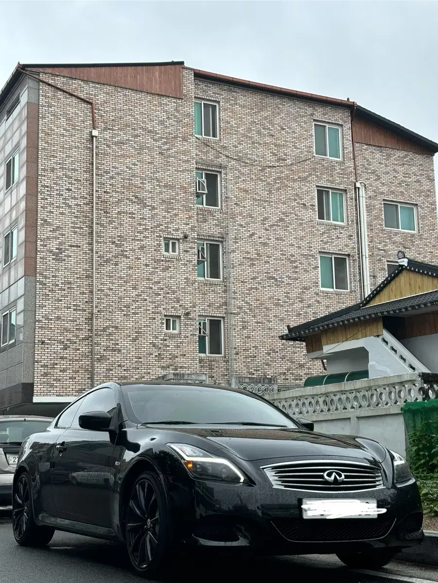 인피니티 G37 쿠페 gtr 라이트